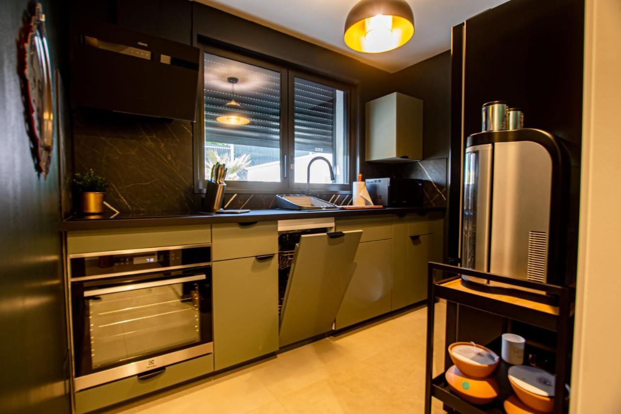 Fréjus Appartement De Caractere Avec Jacuzzi מראה חיצוני תמונה