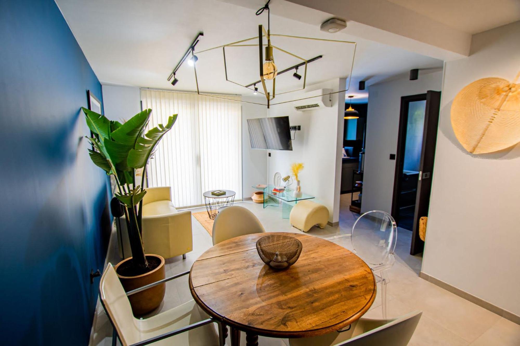 Fréjus Appartement De Caractere Avec Jacuzzi מראה חיצוני תמונה