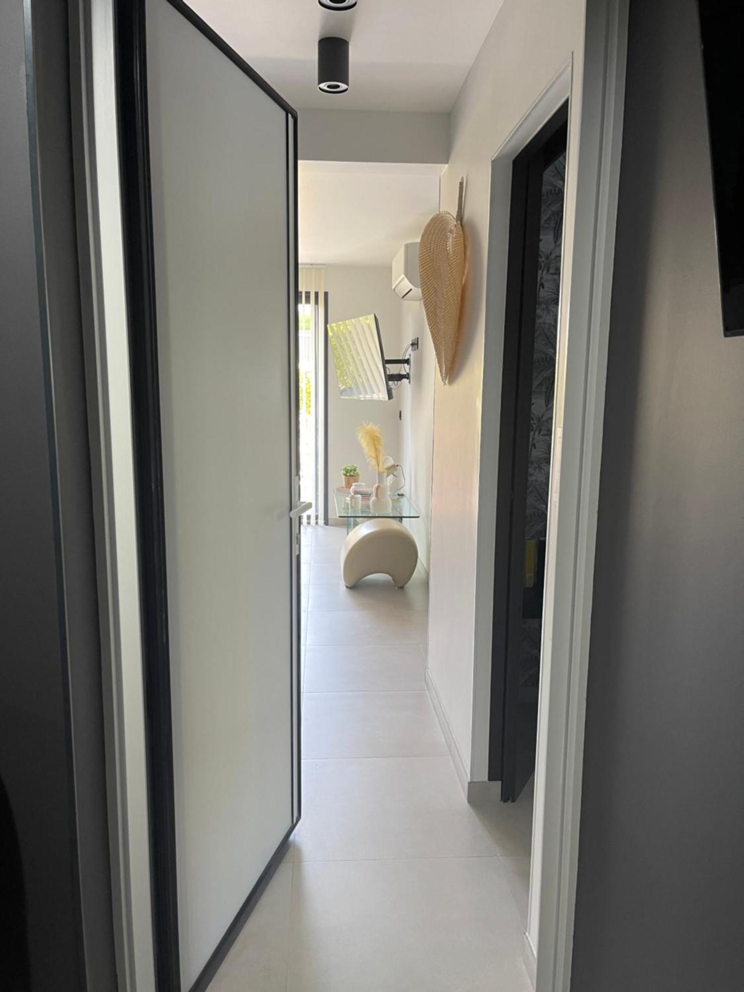 Fréjus Appartement De Caractere Avec Jacuzzi מראה חיצוני תמונה