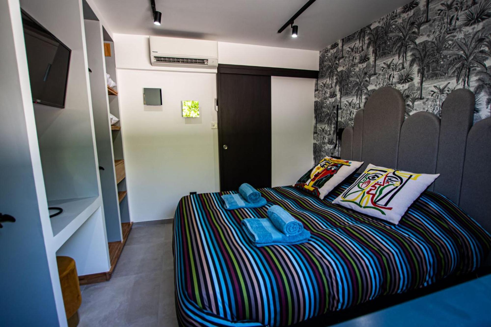 Fréjus Appartement De Caractere Avec Jacuzzi מראה חיצוני תמונה